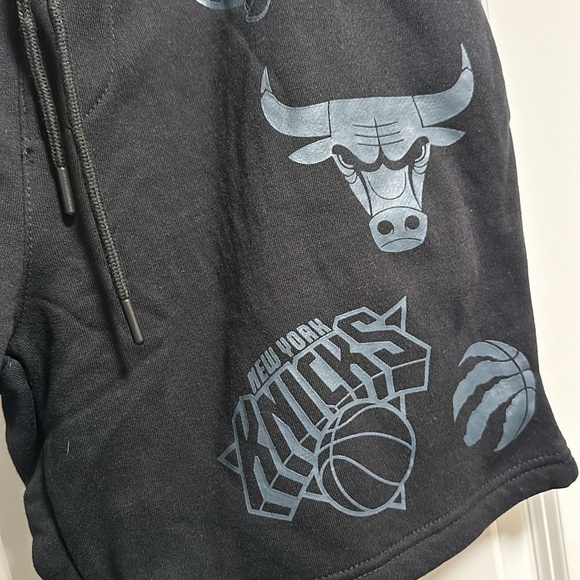 NBA Classic Basketball Short At the Knee Large L NEW NWT - Picture 6 of 11